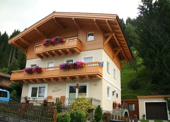 Haus Barbara Breuer *