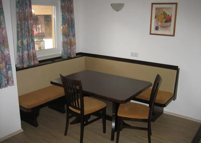 Haus Barbara Breuer דירה